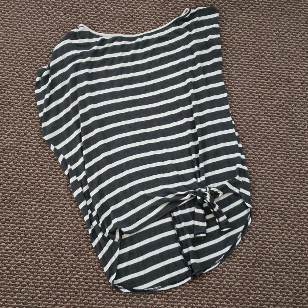 Striped off the shoulder tee